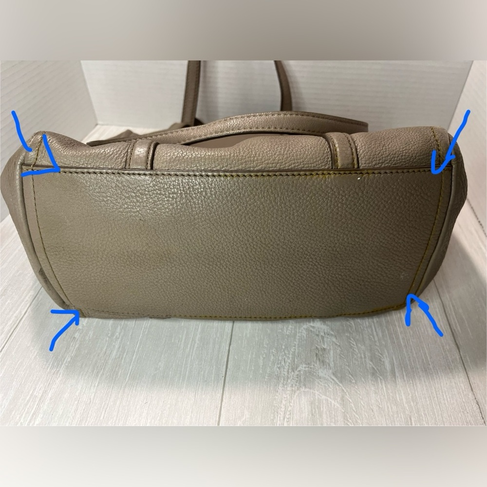 Marc Jacobs Taupe Tote Bag - Picture 14 of 14